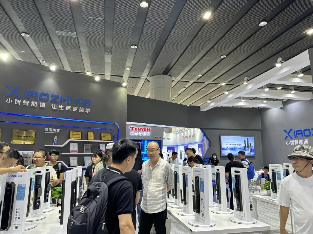 After the Expo, the palm vein is intelligently locked out of the circle! Xiao Zhi smart locks become the industry sales